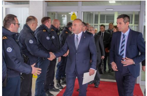 Drejtorit të Doganës së Kosovës i vazhdohet mandate edhe për tri vite