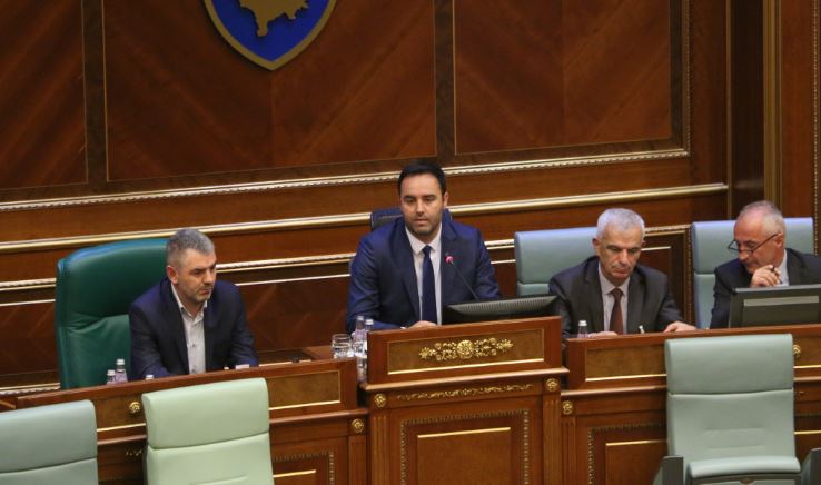 Pritet dorëheqja e Glauk Konjufcës, VV dorëzohet ndaj presionit të LDK-së