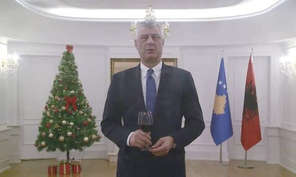 Spahiu e quan tradhëti kombëtare vendosjen e flamurit të Shqipërisë në Presidencë