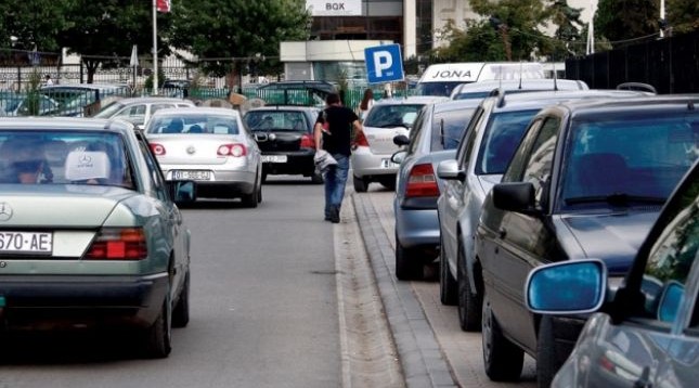 Sulmohet punëtori i ‘Prishtina Parking’ në qendër të qytetit