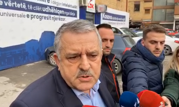 Veliu: Sot duhet të dihet nëse ka marrëveshje ose jo