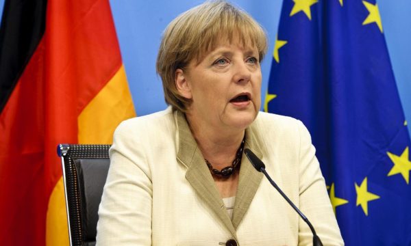 Merkel: Vetëm në BE Gjermania mund të mbrojë vlerat dhe interesat e saj