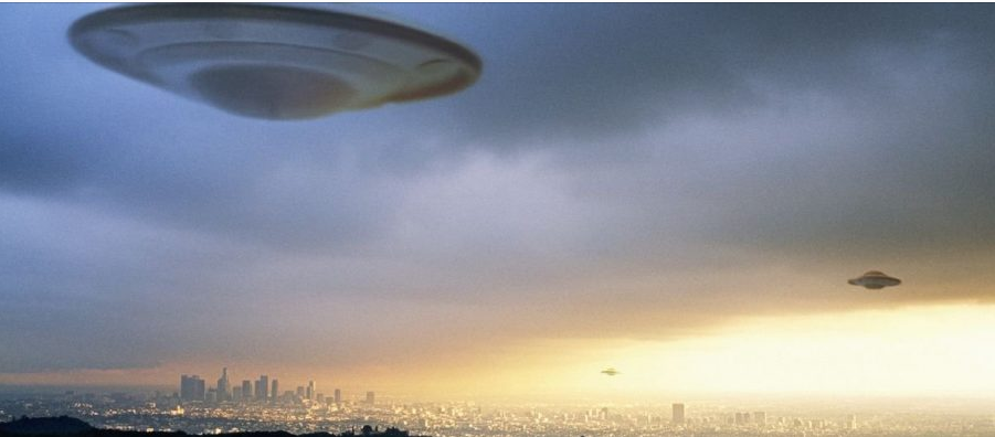 Qeveria amerikane publikon për herë të parë videot e disa UFO-ve