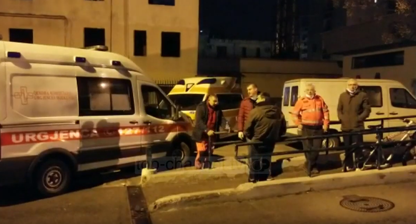 Zjarr në spitalin e Durrësit