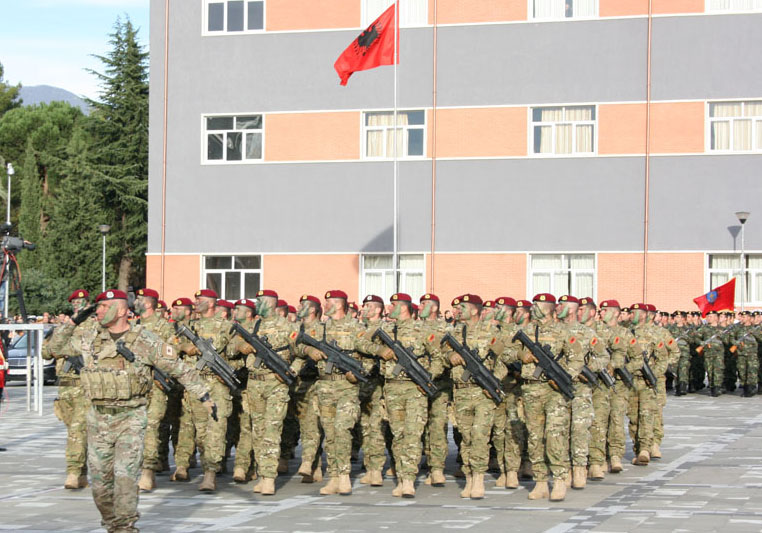 Sulmi në bazën amerikane, Shqipëria: Nuk kemi ushtarë në Irak