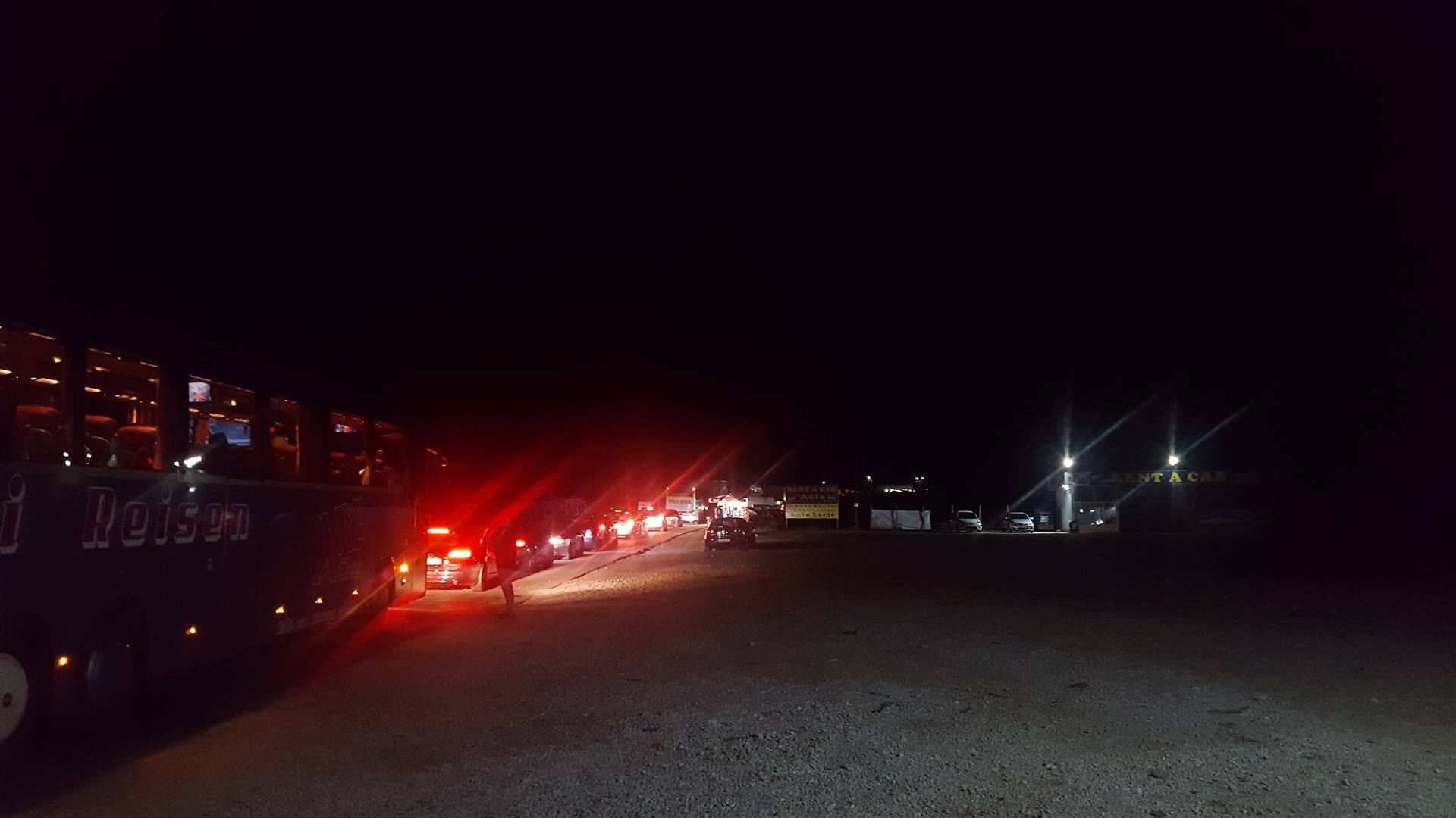 Vazhdojnë kolonat në dalje të Kosovës, gati pesë orë pritje në Merdare