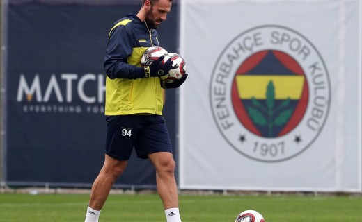 Muriqi poston foto me djalin e tij, “Si babai dhe i biri”