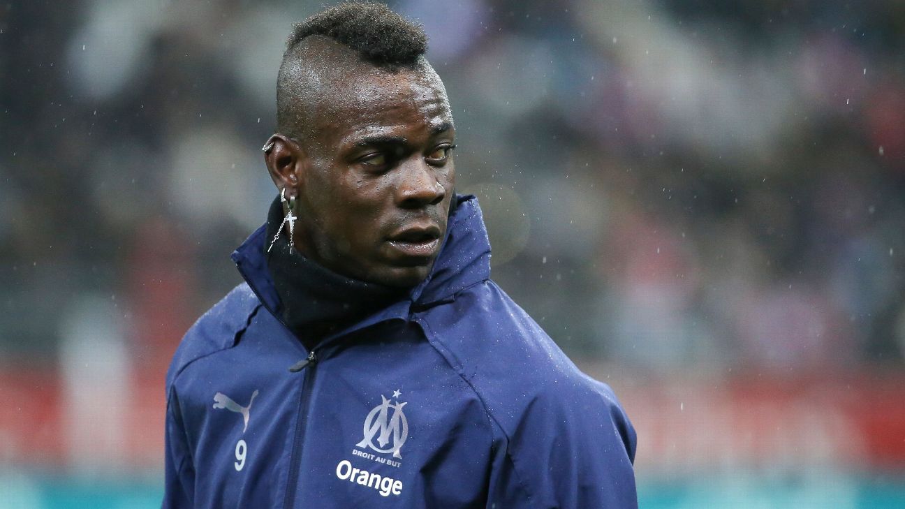 Balotelli i komenton mesfushorit kosovar në rrjetet sociale