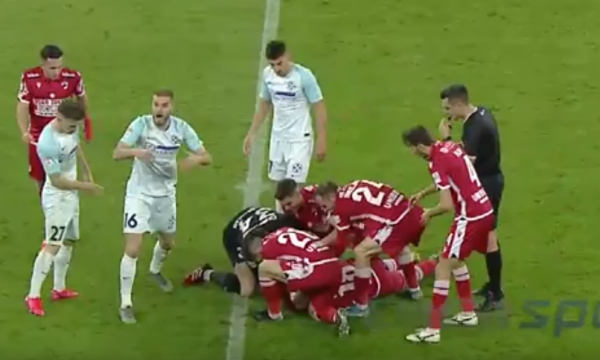 Dëmtim horror i futbollistit, pamje të rënda