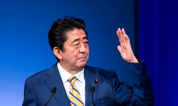 Kryeministri Kurti pranon telegram urimi nga Kryeministri i Japonisë, Shinzo Abe