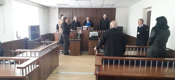 Shfrytëzoi veturën zyrtare për punë private, dënohet këshilltarja politike e MAPL-së