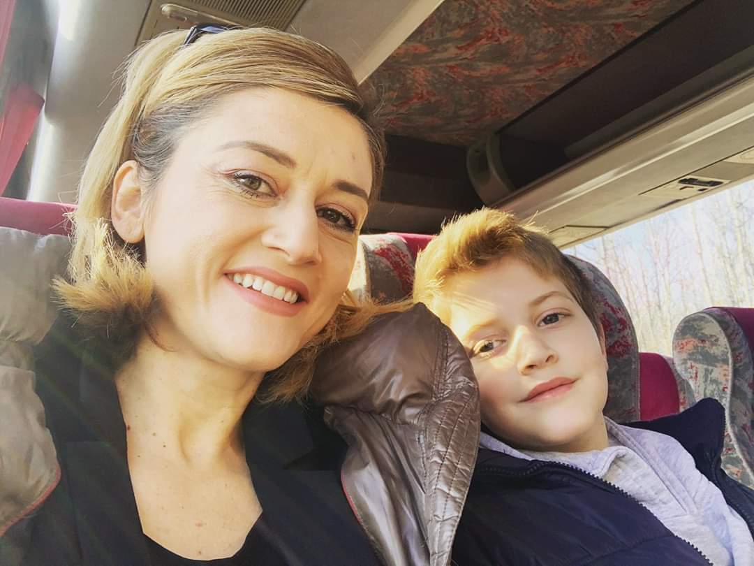 Deputetja e Gjakovës udhëton me autobus ndërurban