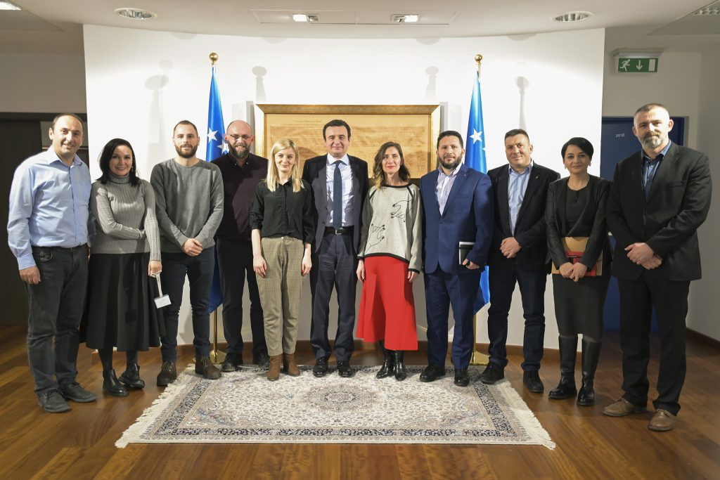 Kurti priti në takim Grupin për Mbrojtjen e Liqenit të Badovcit