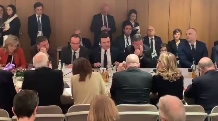 Kurti në Mynih: Dialogu të bëhet pa harta, dhe pa presidentë rreth hartave