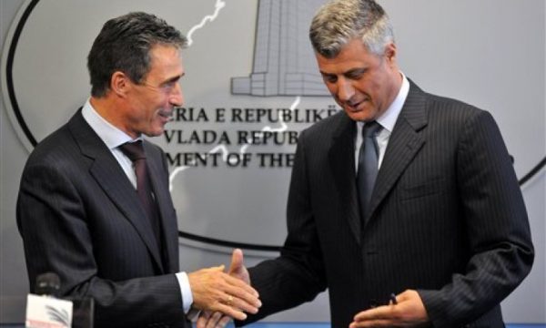 Kurti tregon si i ra në dorë marrëveshja sekrete e Thaçit me NATO’n