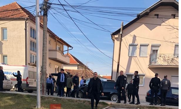 Dyshohet se një pjesëtare e policisë vrau 4 anëtarët e familjes dhe veten në Gjilan