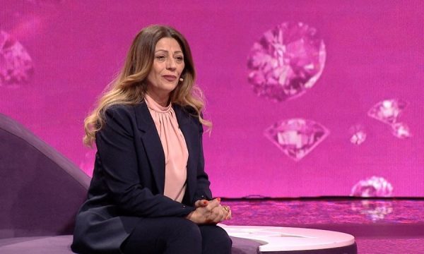 Historia e familjes shqiptare, i vdiqën tre fëmijë, pastaj të katërtin e lanë në rrugë që të thyhej ‘mallkimi’