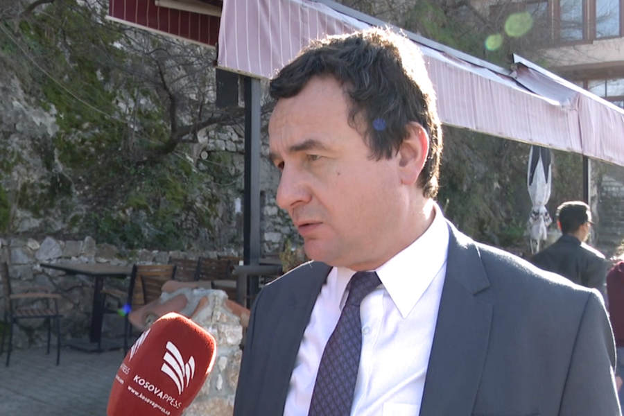 Deputetët e komuniteteve joserbe takojnë Kurtin, i kërkojnë dy ministri
