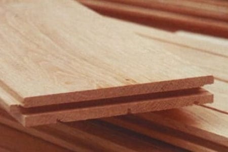 E rrallë: Arrin parketi i pritur 16 vjet në Istog