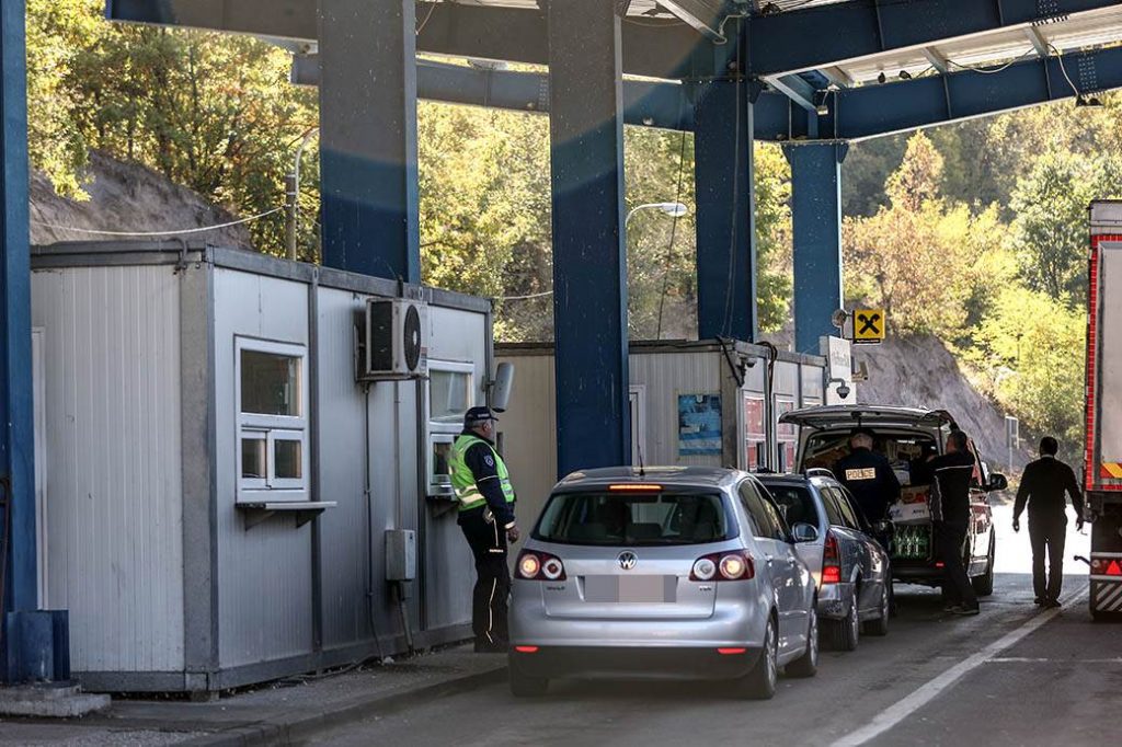 Ekipit serb të basketbollit i ndalohet hyrja në Kosovë