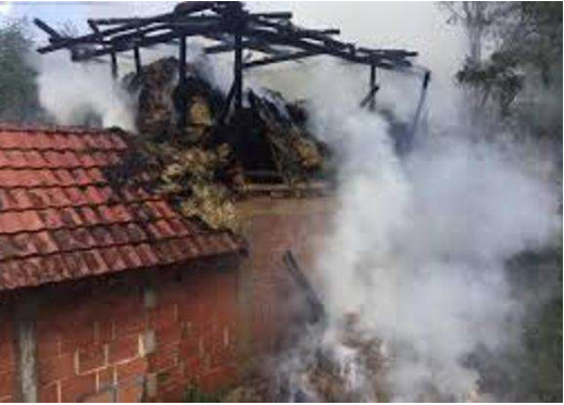 Shkrumbohet stani, digjet një grua që ishte brenda