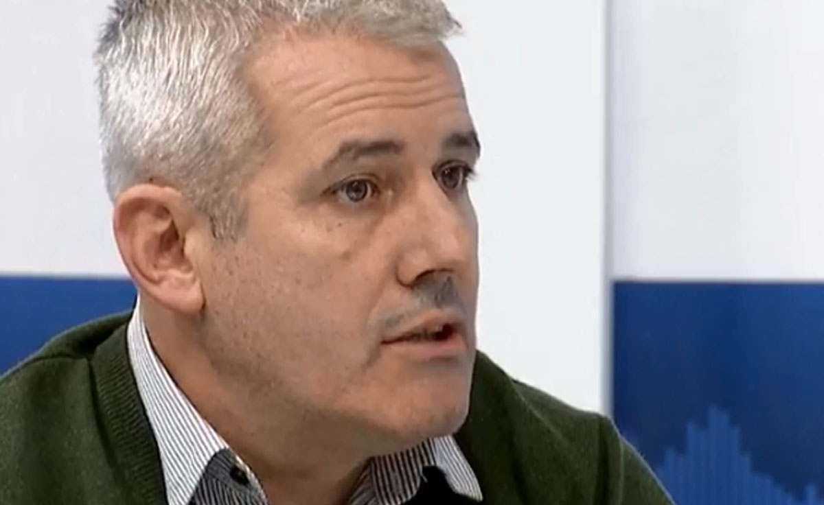 Sveçla: Po bashkëpunojmë me KFOR’in, dy komunat në karantinë me vendim të MSH’së