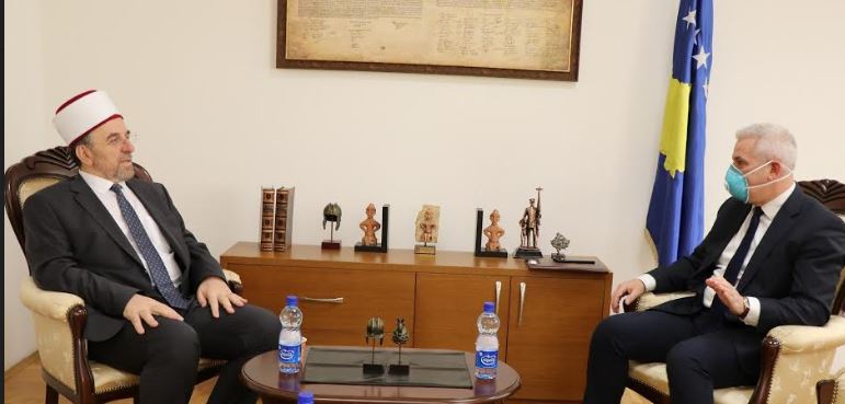 Sveçla dhe Tërnava diskutojnë për parandalimin e pandemisë
