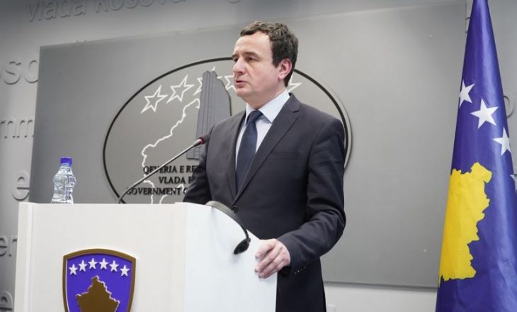 Pas konfirmimit me koronavirus të dy rasteve në Kosovë, Kurti flet në konferencë