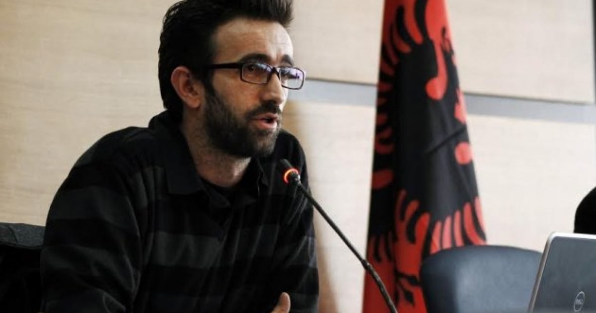Jusuf Thaçi ua drejton një apel Kurtit e Mustafës për Ministren e Arsimit