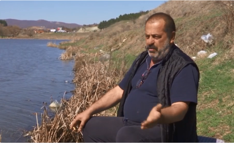 Peshkatari nga Gjilani: Gruaja më ka mbet në Amerikë shkaku i koronavirusit