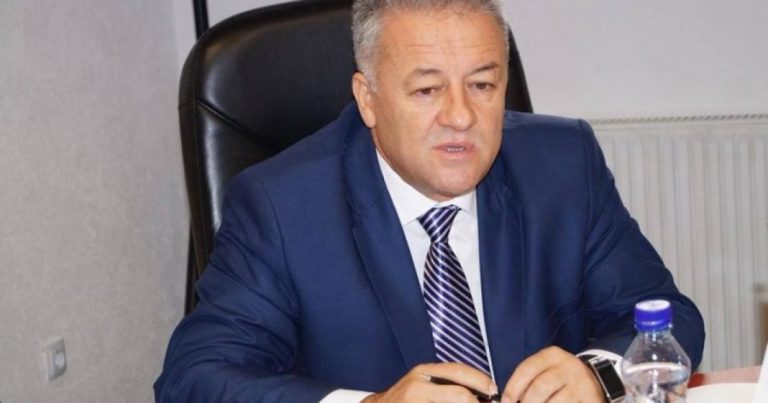 Ndryshe nga nënkryetari i LDK-së, Muharrem Svarqa thotë se mocioni vazhdon, s’ka kthim mbrapa