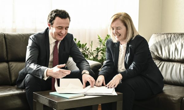 Nora Klemendi emërohet këshilltare politike për koordinimin e të drejtave pronësore