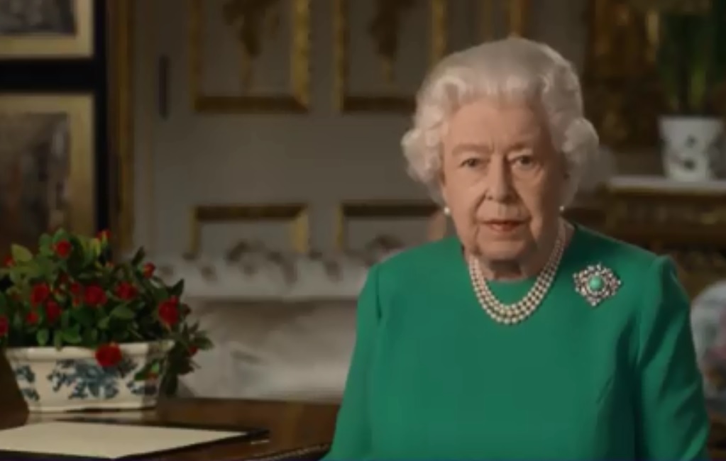 Mbretëresha Elizabeth bën thirrje për unitet gjatë pandemisë (VIDEO)