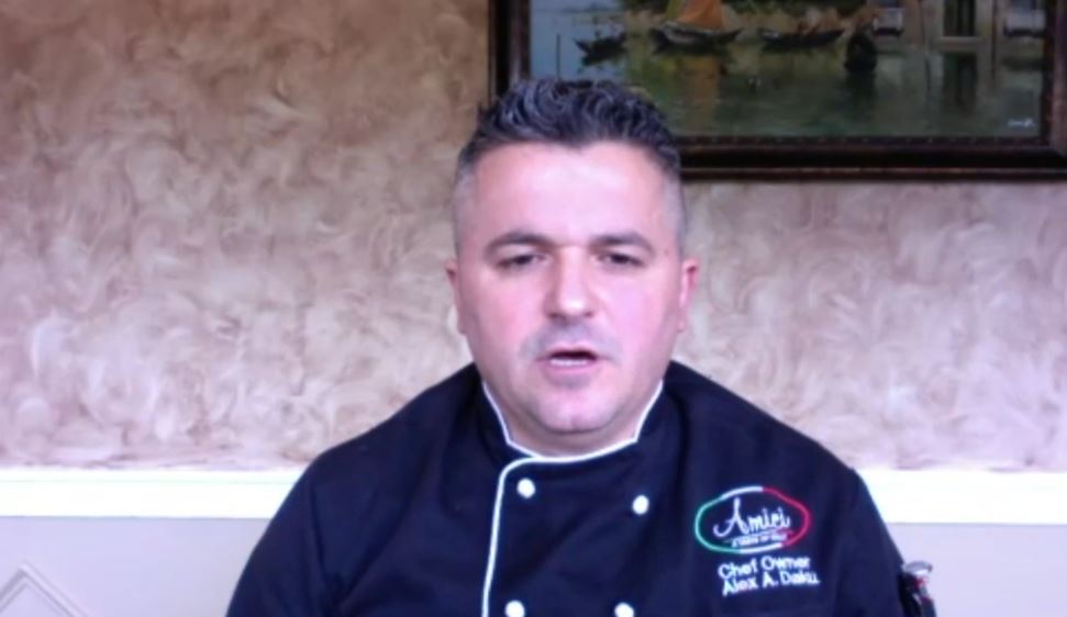 Kuzhinieri shqiptaro-amerikan kthen bamirësinë në mision, gjatë krizës së COVID-19