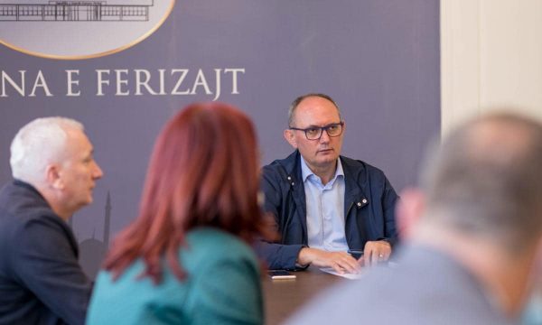 Kryetari i Ferizajt propozon të vendosen në karantinë shtatë fshatra ku është lajmëruar virusi