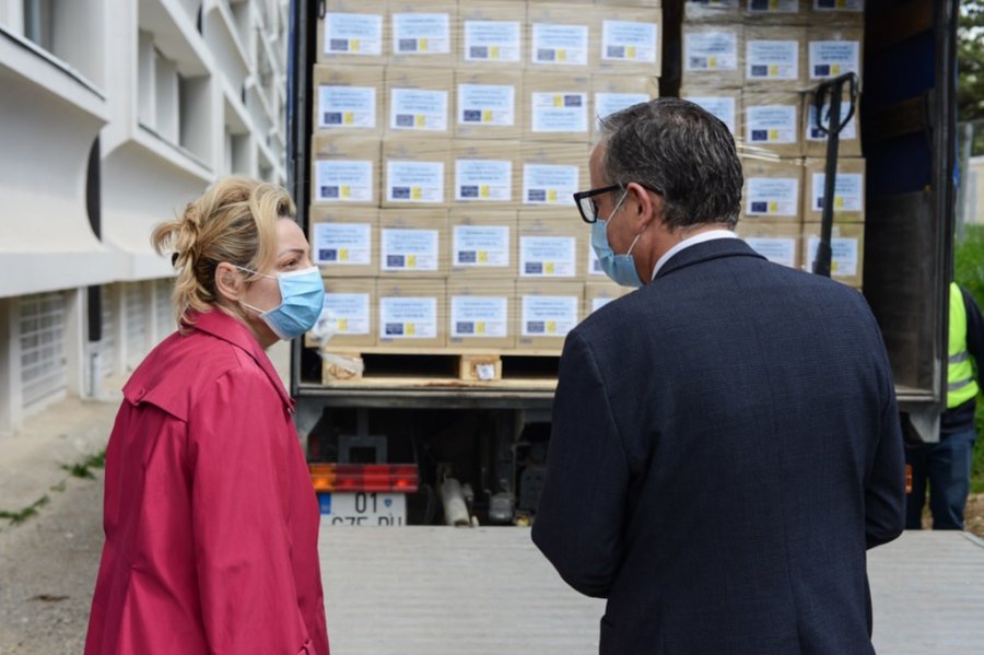 Kosova pranon ndihmat e para të premtuara nga BE-ja