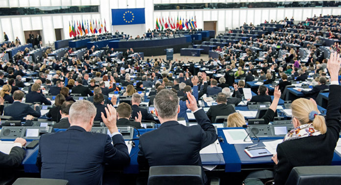 Eurodeputetët i dërgojn letër Thaçit: Marrëveshja Kosovë-Serbi që po mbështetet nga ju është shqetësuese