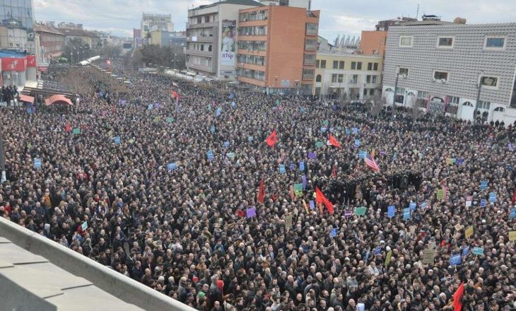 Protesta të shtunën, publikohet plani se cilat rrugë të bllokohen deri në shpalljen e zgjedhjeve të reja