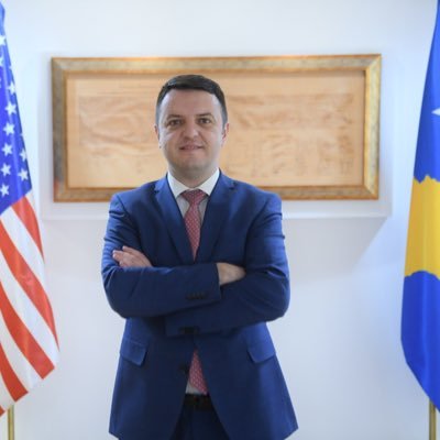 AAK cakton tre emrat për ministra
