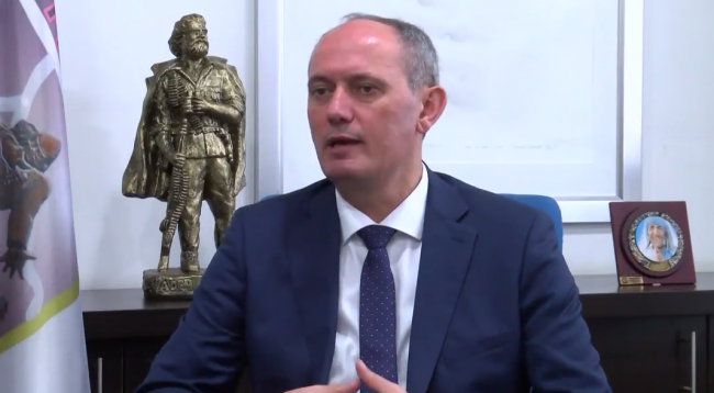 Aliu kërkon heqjen e karantinës për Ferizajn