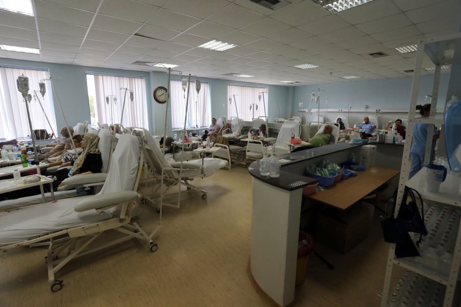 Dy pacientë me kancer në Kosovë e mposhtin koronavirusin