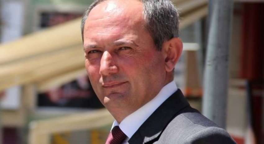 Kryetari i Ferizajt flet për përhapjen e koronavirusit në këtë komunë, ka një apel për banorët