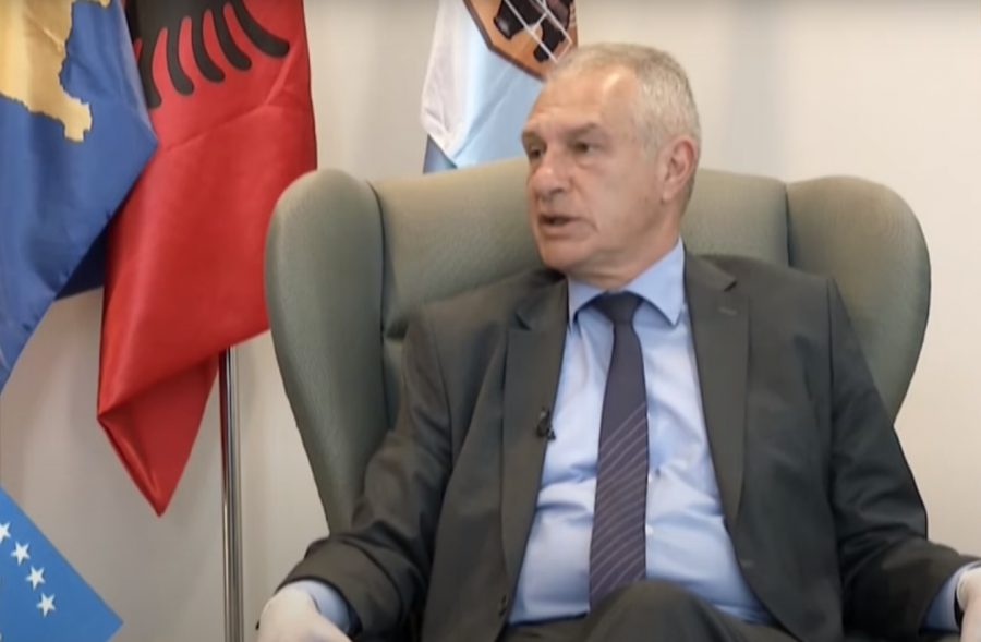 Nushi sqaron pikat e Pakos Ekonomike Emergjente