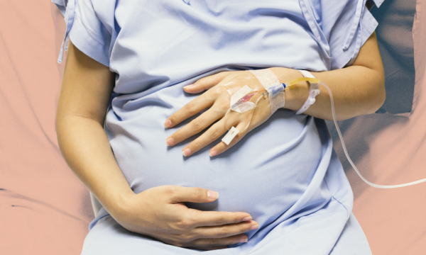 Studimi i fundit: Gjatë shtatzënisë, COVID-19 sulmon placentën