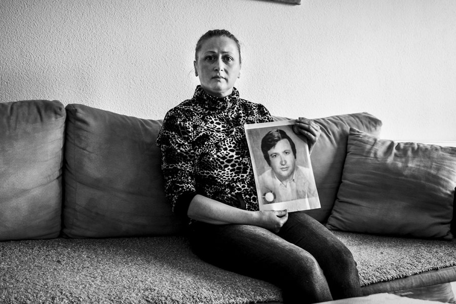 Jasmina Zhivkoviq rrëfen për zhdukjen e babait gjatë luftës