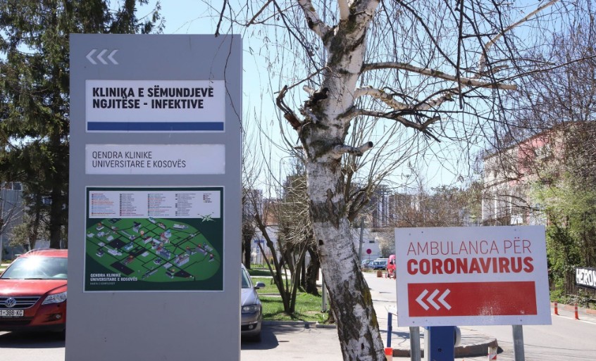 Rreth 400 kontakte janë identifikuar në Ferizaj, sonte priten rezultatet për 53 të dyshuar