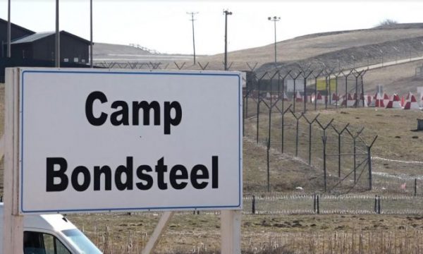 86 prej të infektuarve nga Ferizaj janë punëtorë të Bondsteel’it ose familjarë, në mesin e tyre edhe një foshnje 10 muajshe