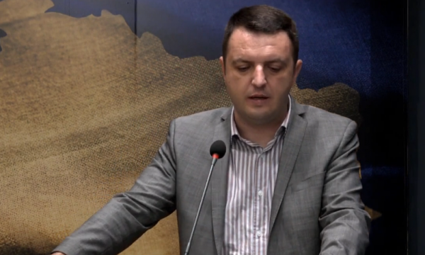 Selimi: LDK’ja nuk mund të japë vlerësime për të nominuarit e AAK’së për ministra