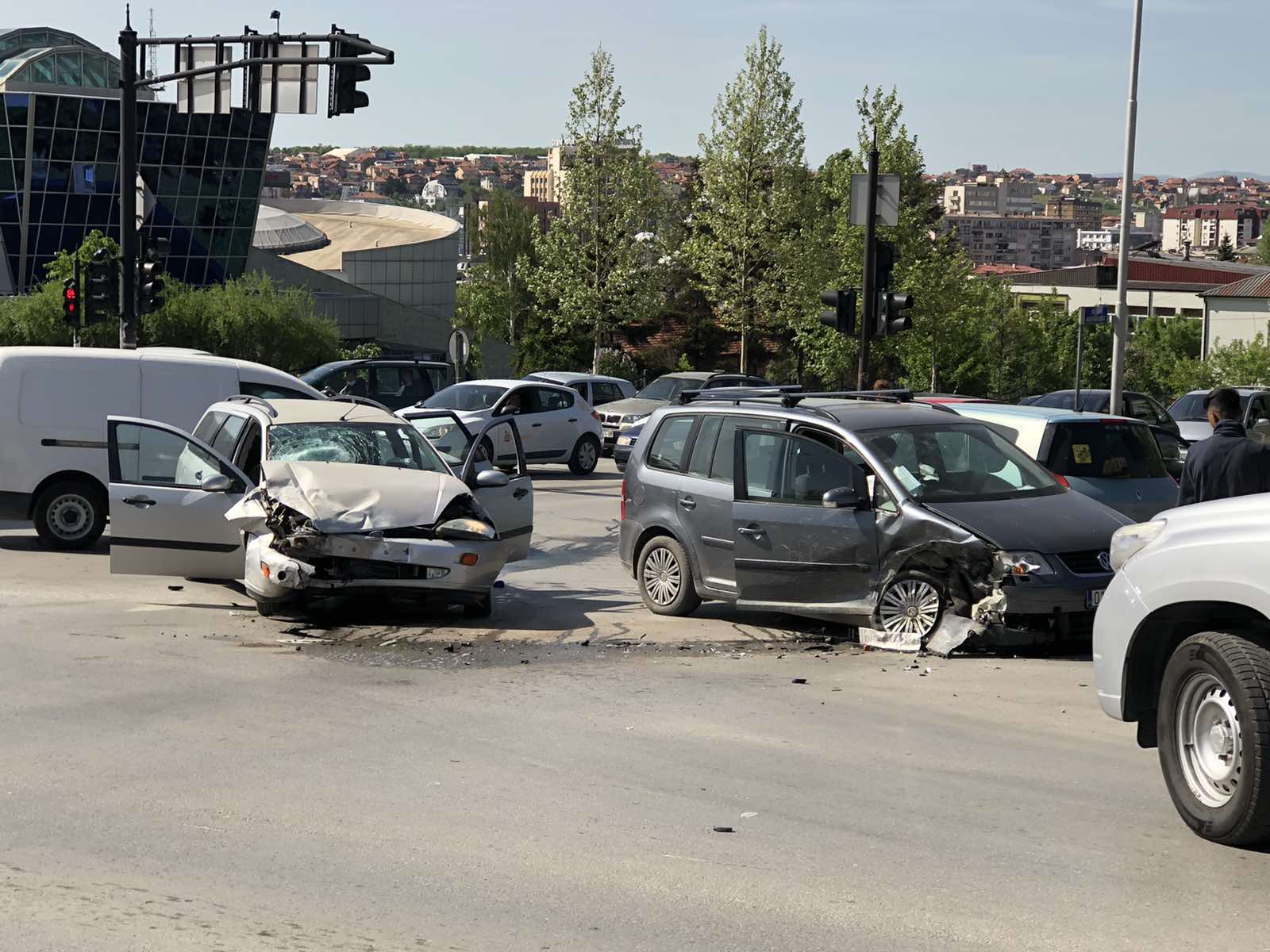 Aksident afër Mensës së Studentëve në Prishtinë