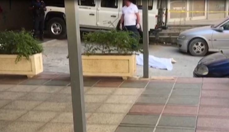 Ngjarje tragjike: Bie nga banesa e tij, humb jetën 21-vjeçari